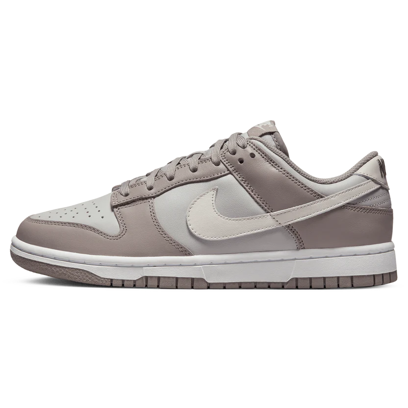 Nike Dunk Low 'Moon Fossil' (W)