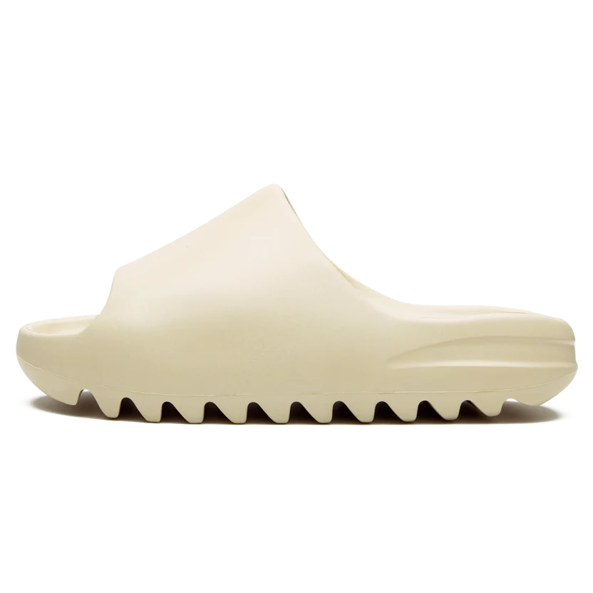 新作！ adidas ☆ Yeezy Slide ‘Bone’ 2022 Yeezy Slides 'Bone' 2022 - Adidas - FZ5897 - bone/bone/bone