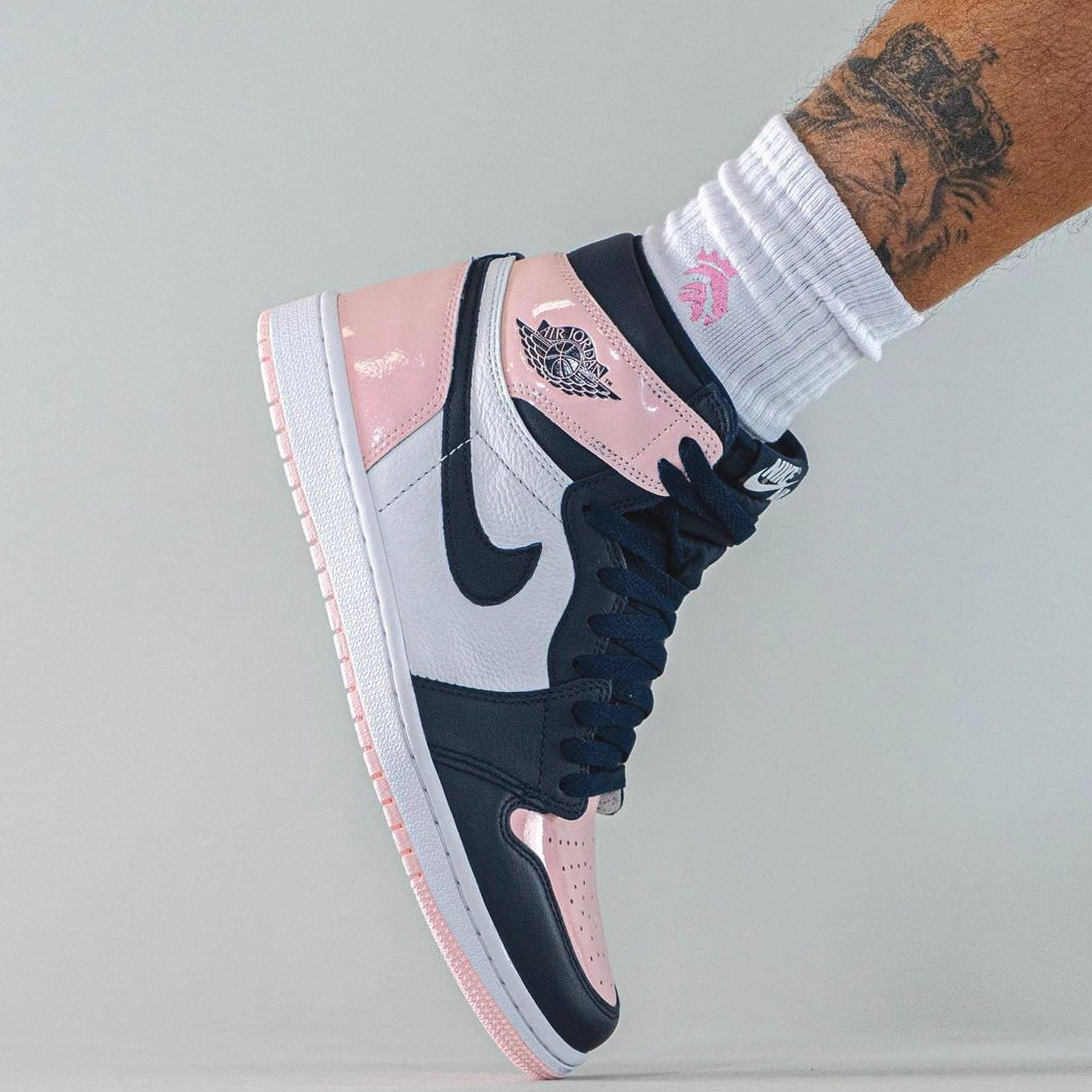 Air Jordan 1 Retro High OG SE 'Bubblegum' (W) - Asset London