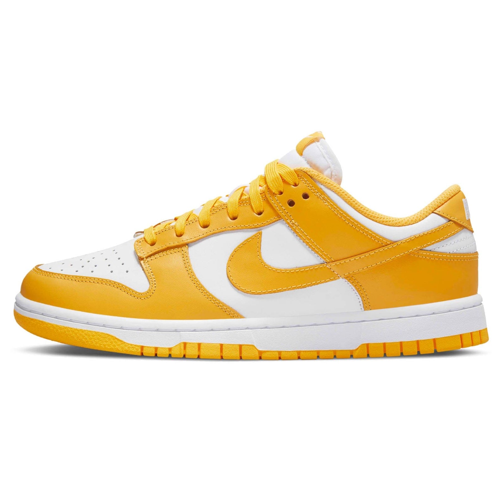 Nike Dunk Low 'Laser Orange' (W)
